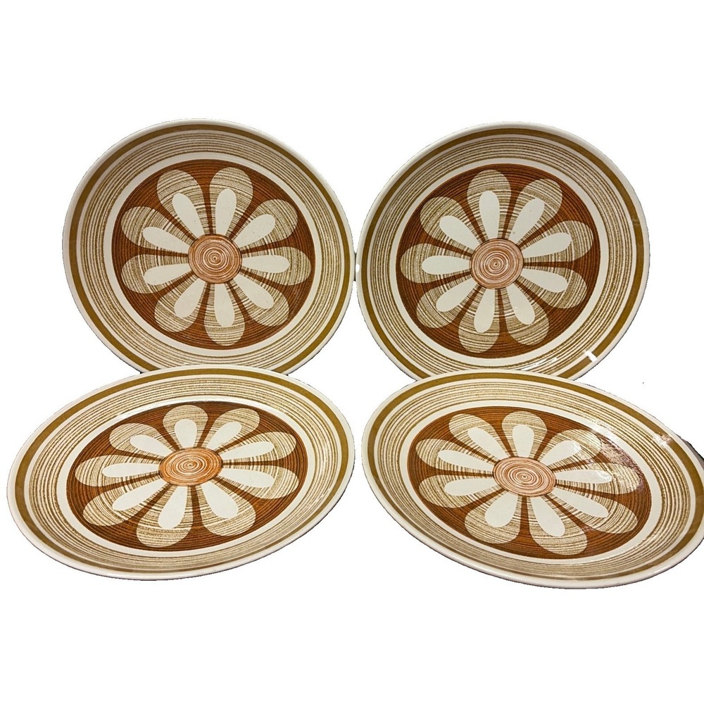 Set Of 4 Vintage Cavalier Ironstone Flower Plates MCM (e2)